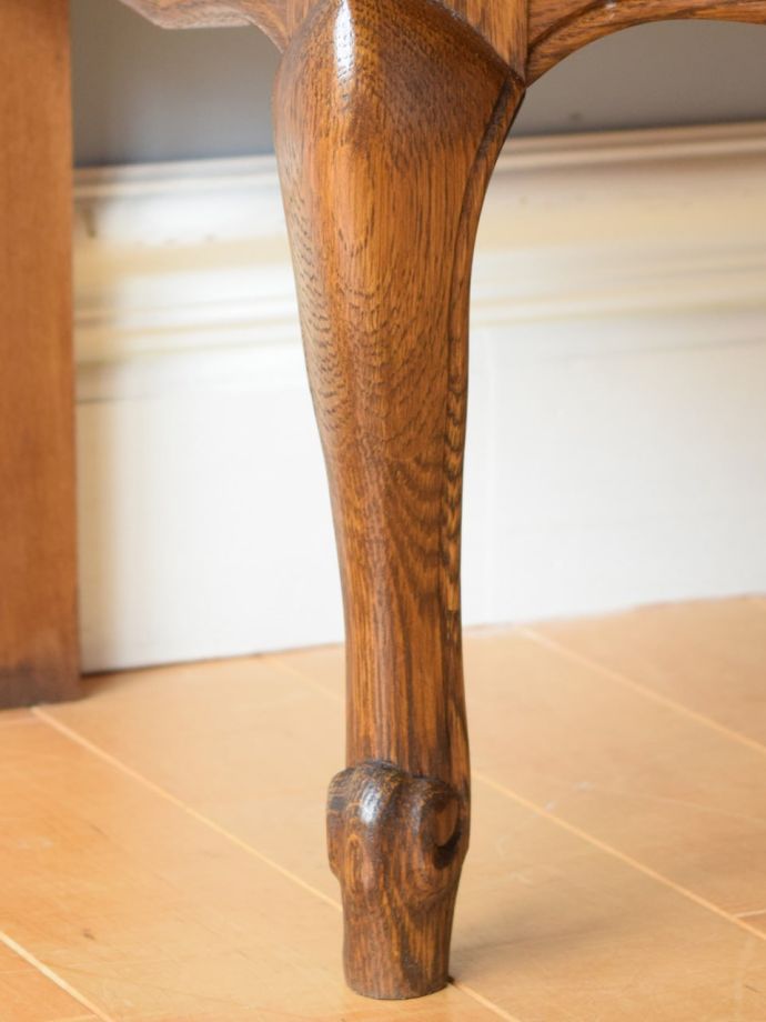 アンティーク家具の脚