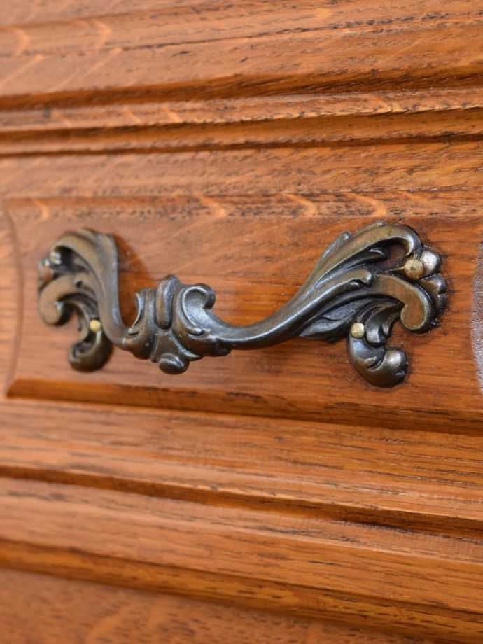 アンティーク家具の取っ手