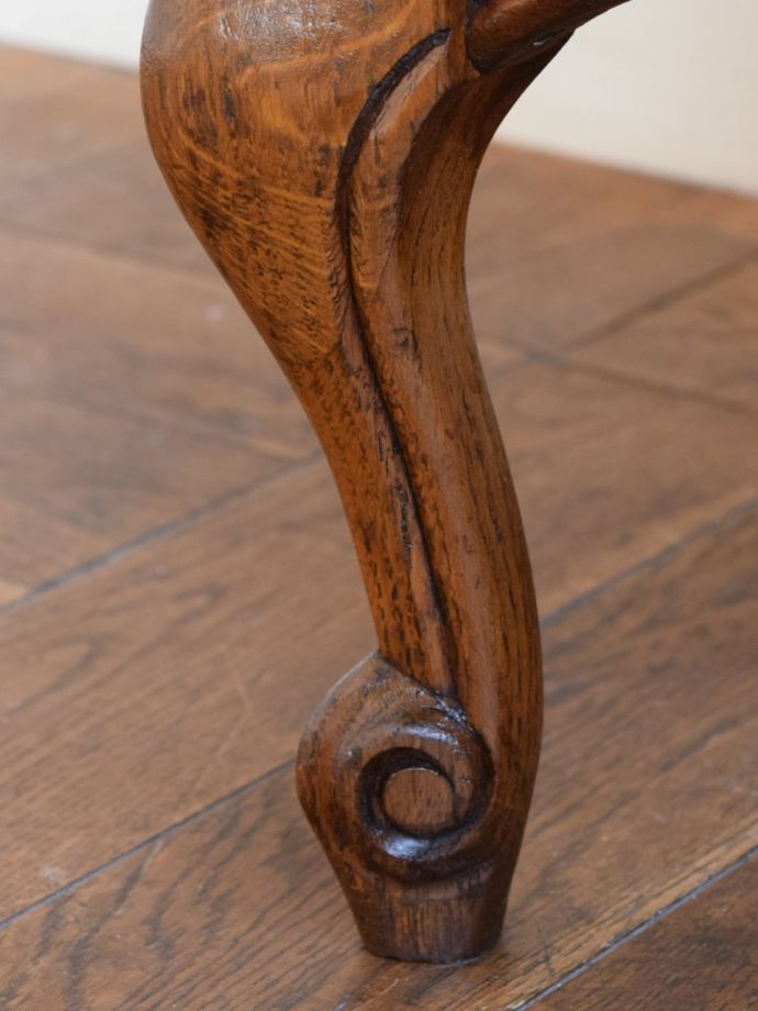 アンティーク家具の脚