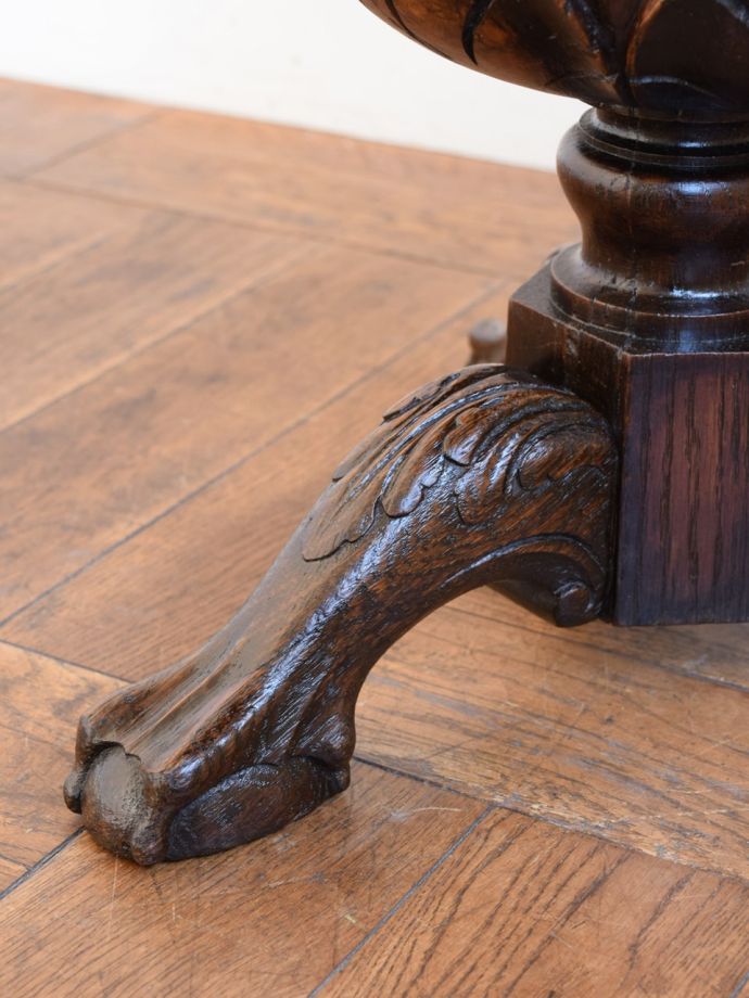 アンティーク家具の脚