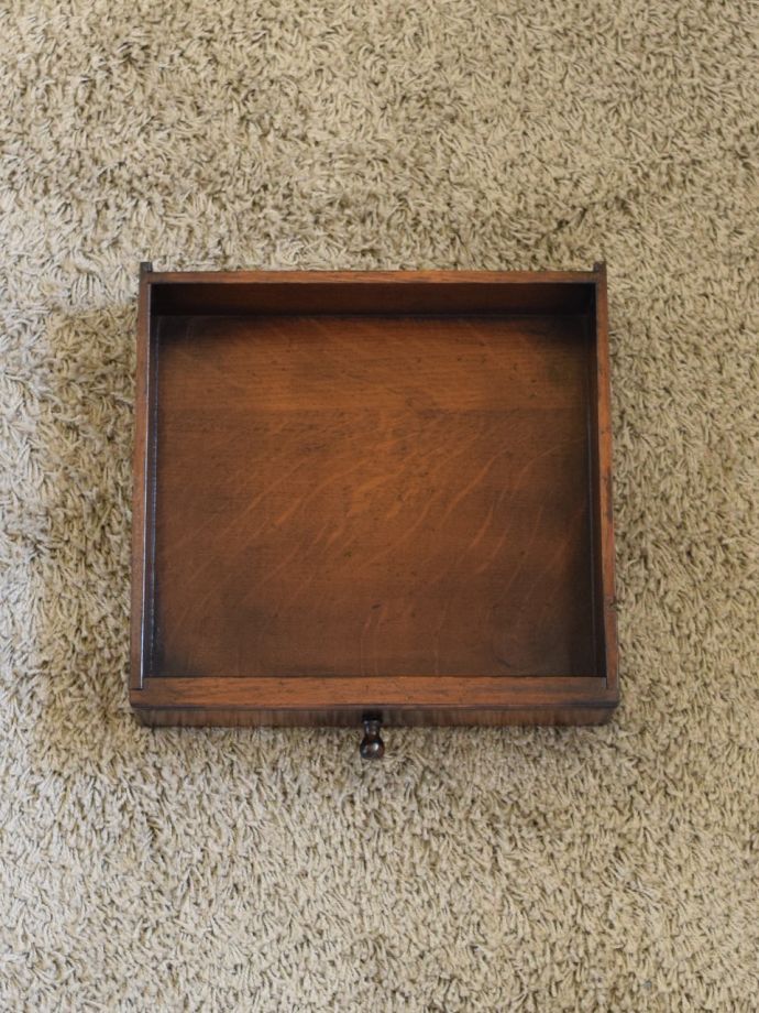 マガジンラックの引き出し