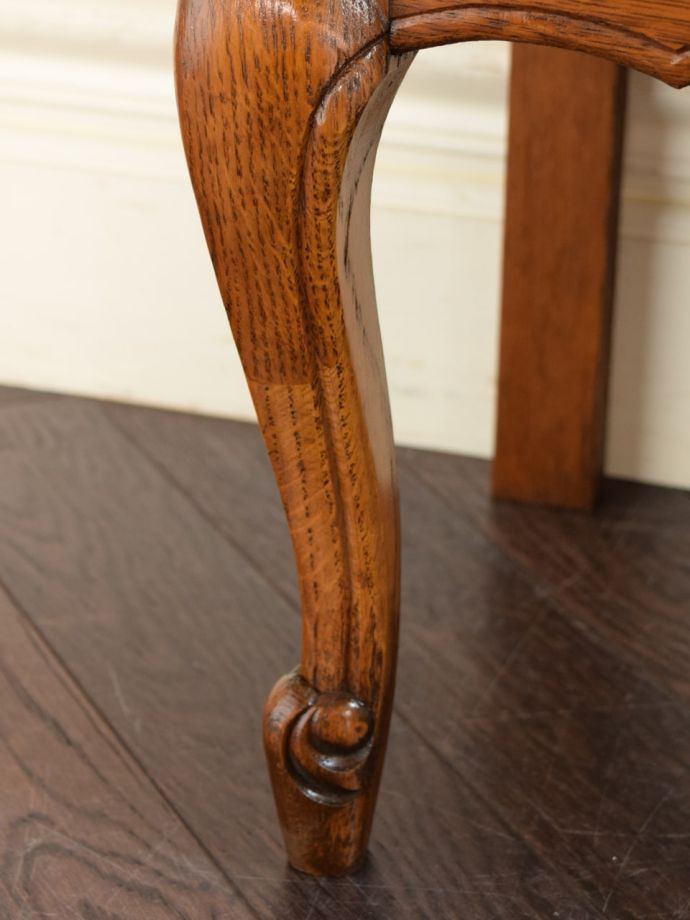 アンティーク家具の脚