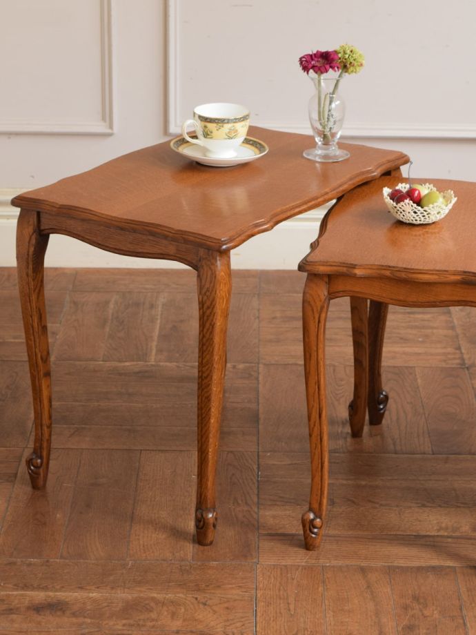 おしゃれなネストテーブル