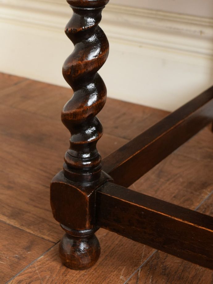 アンティーク家具の脚