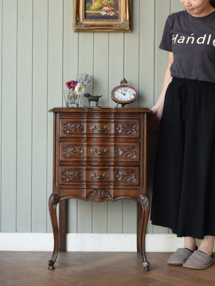 フランスのアンティークチェスト