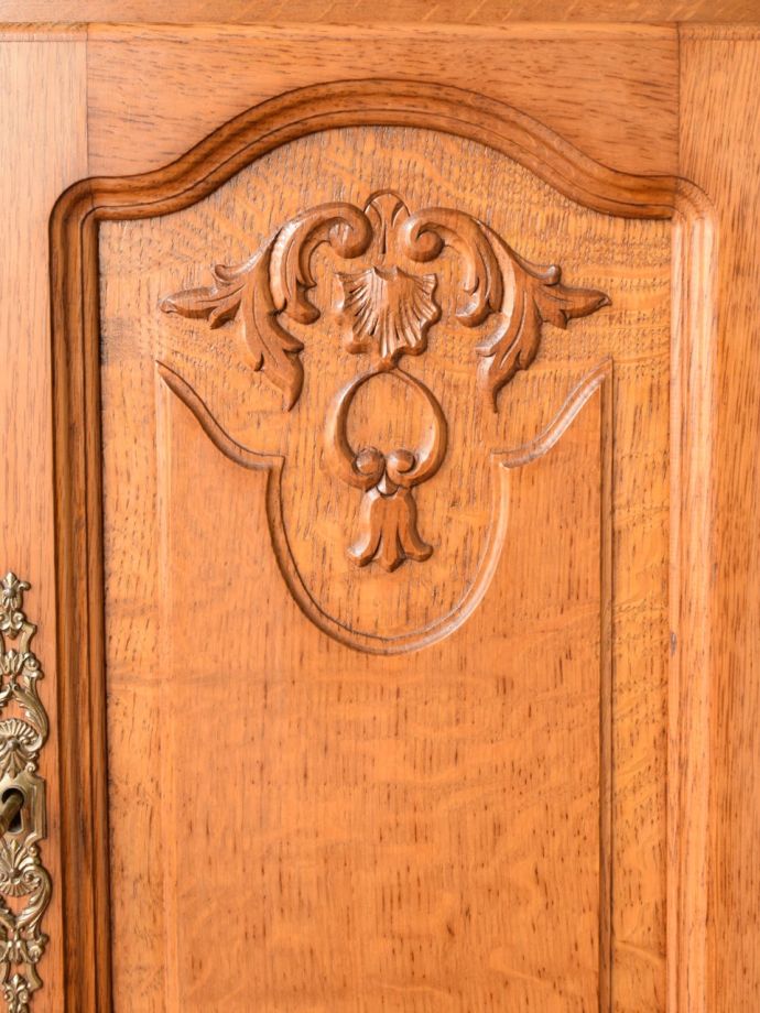 フランスらしい美しい装飾