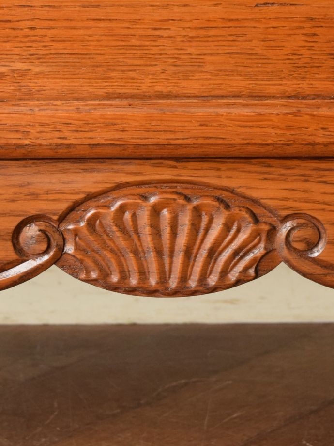 サイドボードの装飾