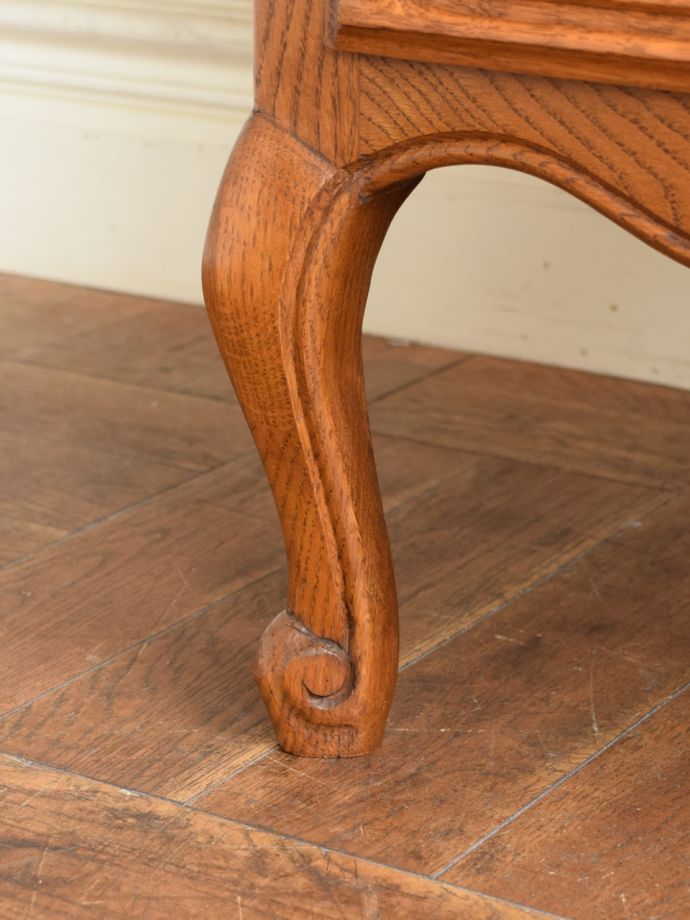 アンティーク家具の脚