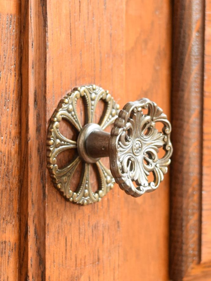 アンティーク家具の取っ手
