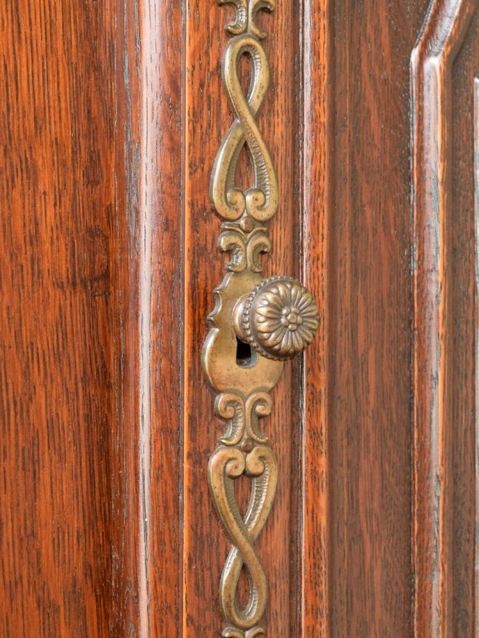 アンティーク家具の取っ手