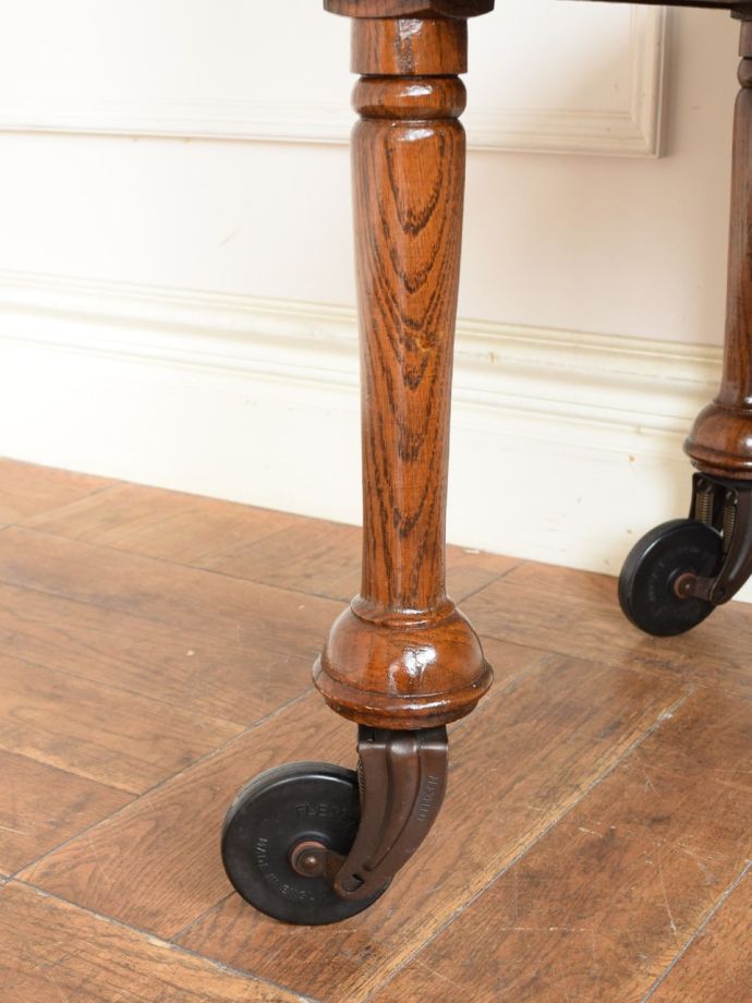 アンティーク家具の脚