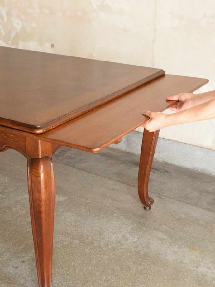 伸長式テーブルのサイズ変更方法