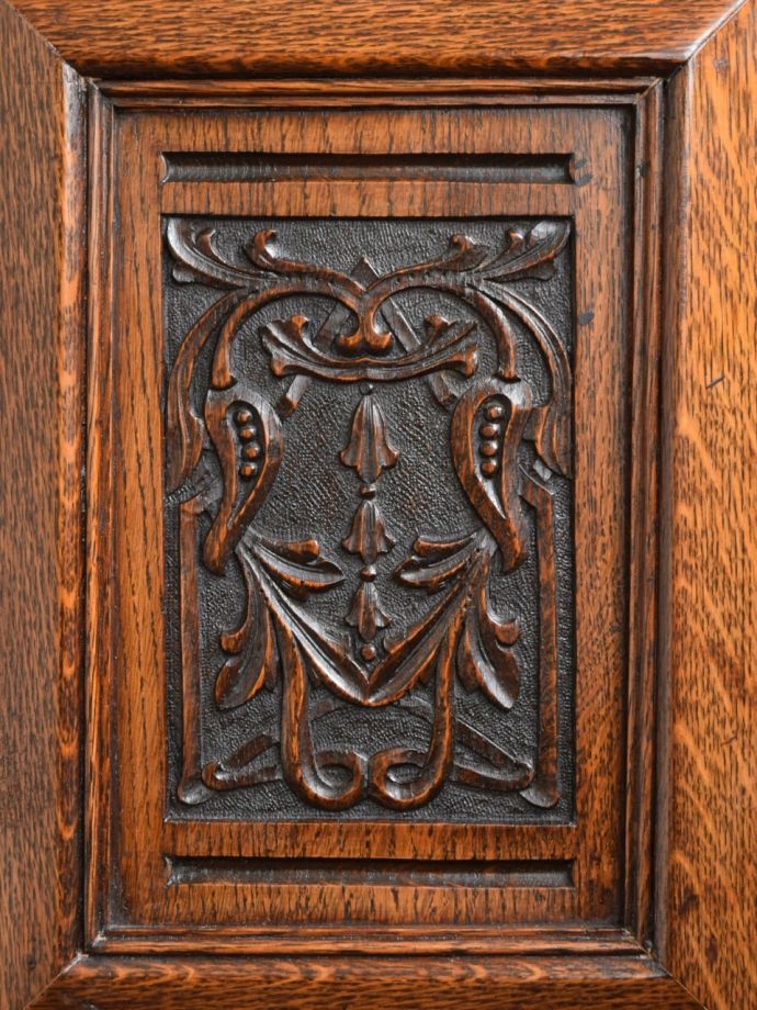 サイドボードの装飾