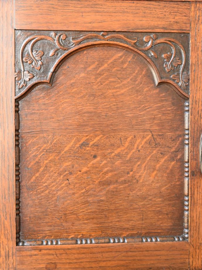 サイドボードの装飾