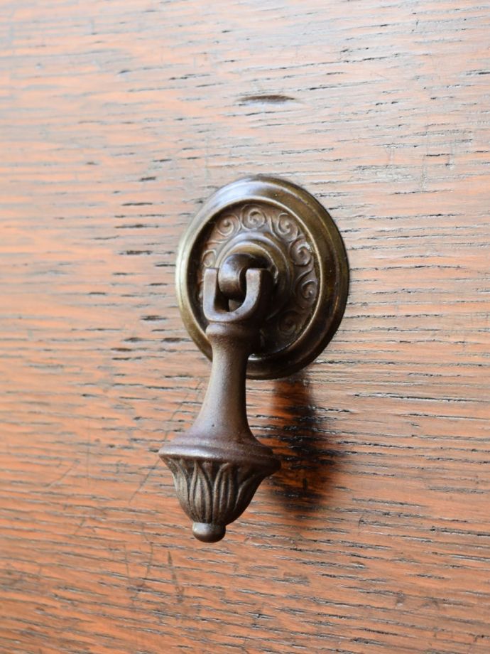 アンティーク家具の取っ手