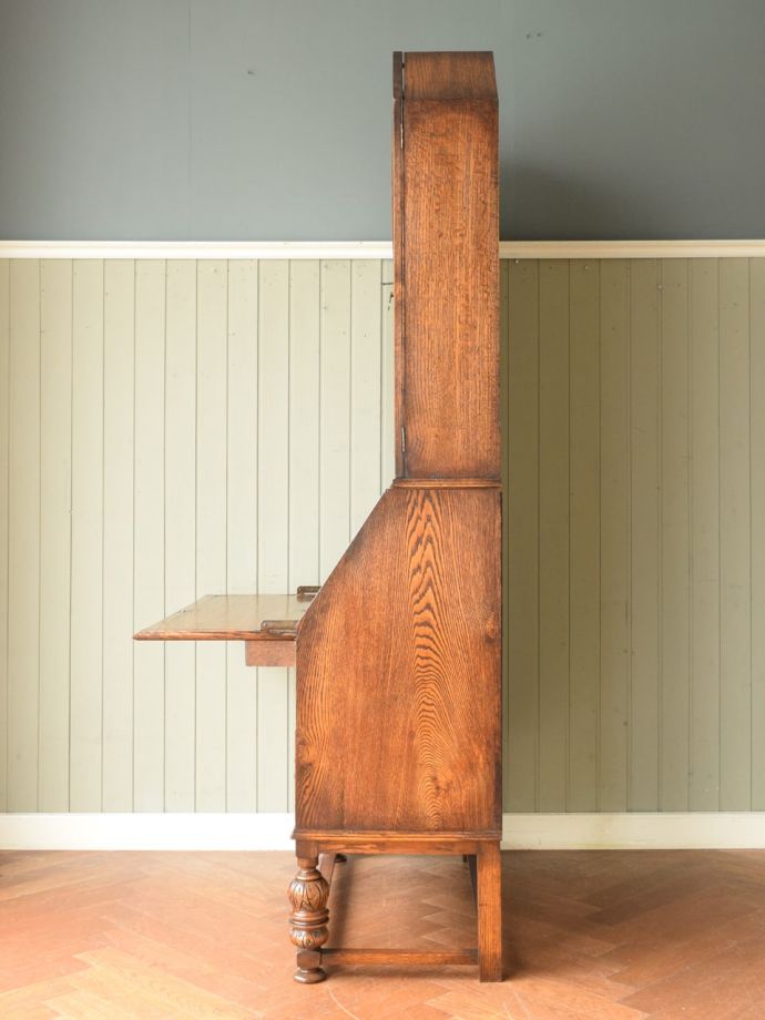 ビューローブックケースの側面