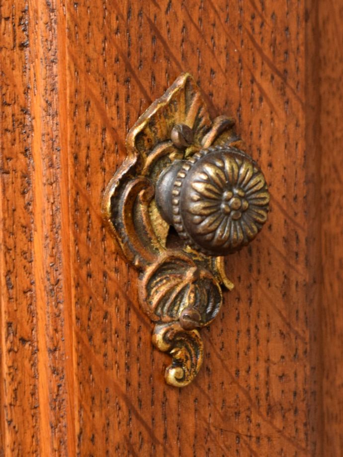 アンティーク家具の取っ手