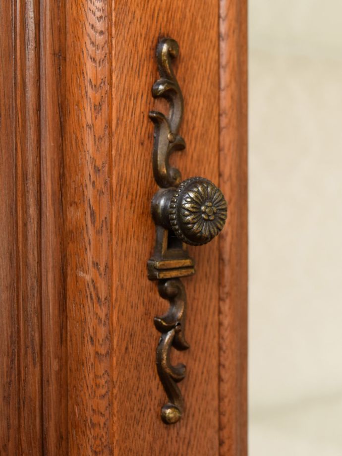 アンティーク家具の取っ手