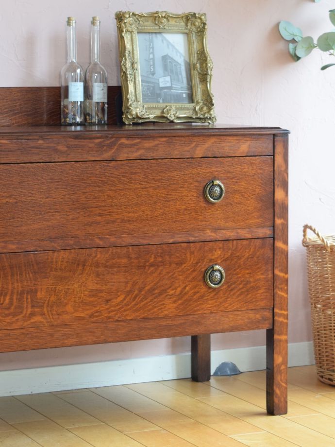 おしゃれなアンティークチェスト