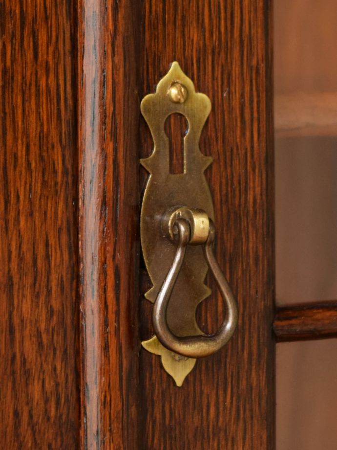 アンティーク家具の取っ手