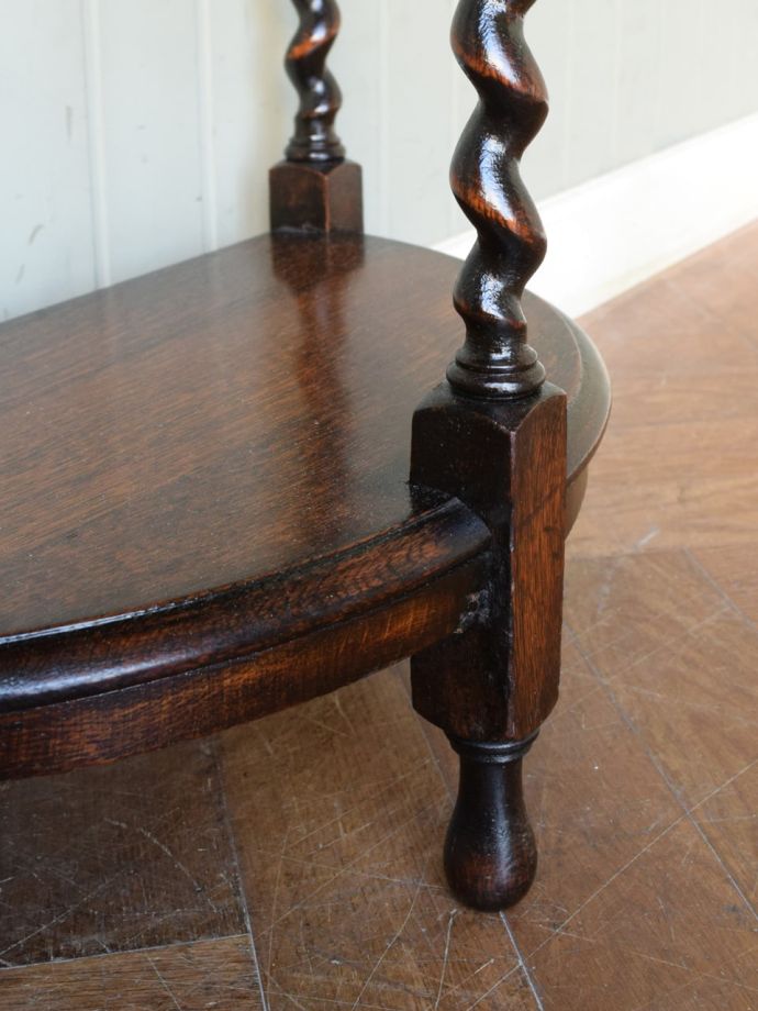 アンティーク家具の脚