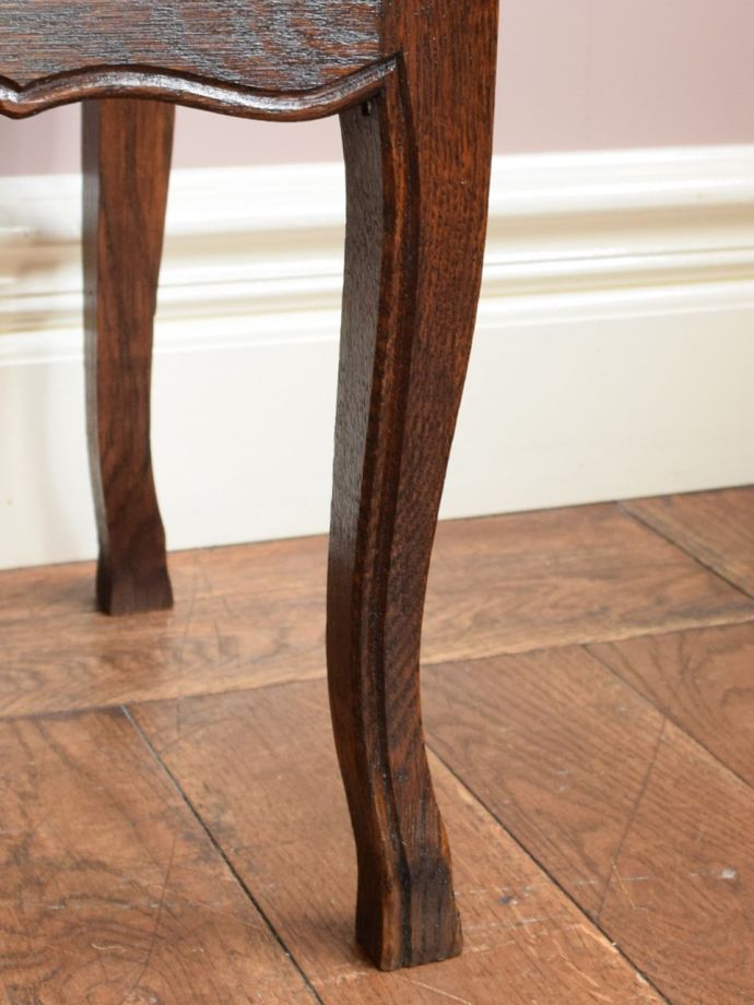 アンティーク家具の脚