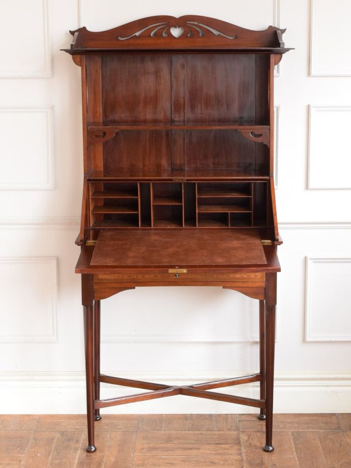 ビューローキャビネットのオープン棚