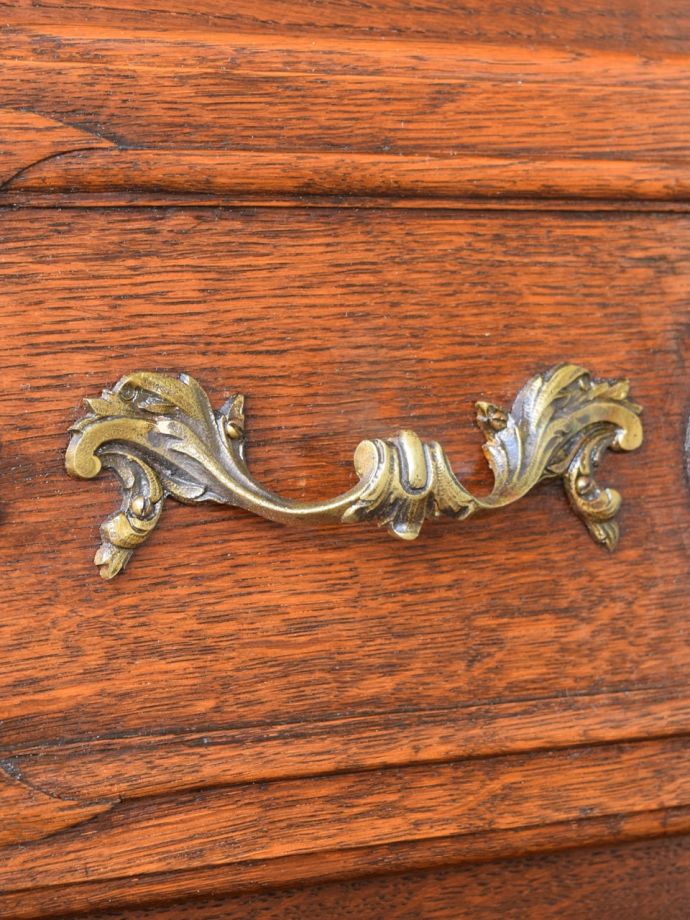 アンティークチェストの取っ手
