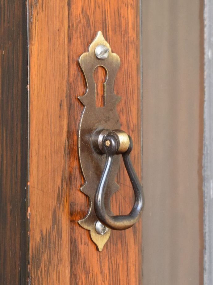 アンティーク家具の取っ手