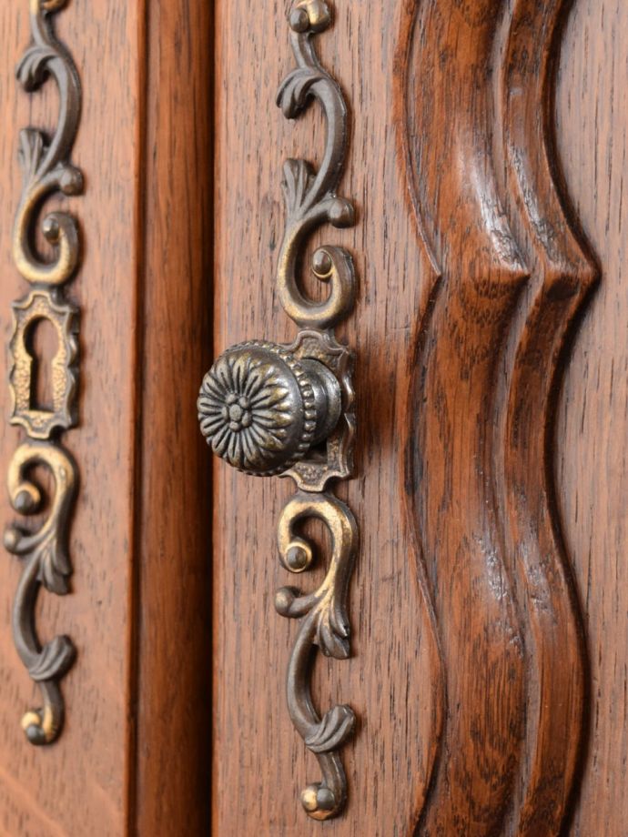 アンティーク家具の取っ手