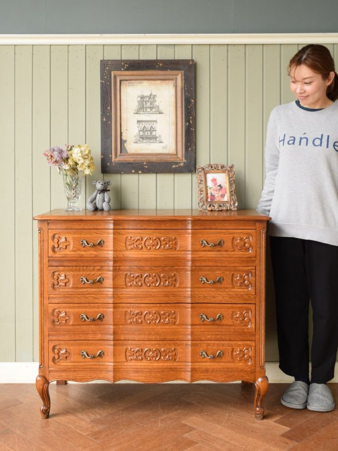 フランスのアンティークチェスト