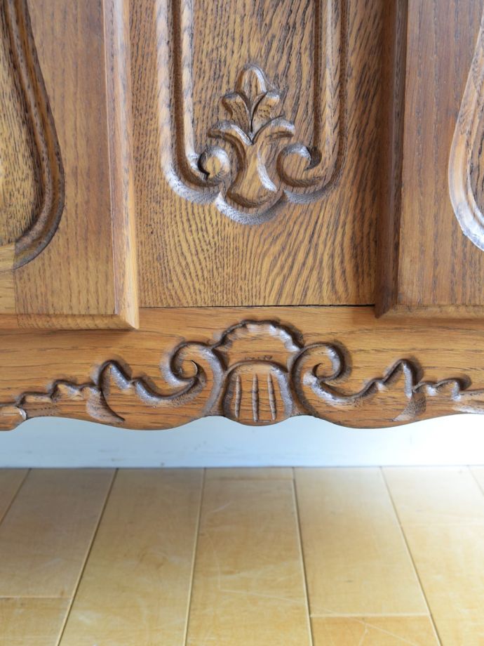 サイドボードの装飾