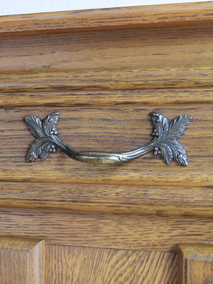 アンティーク家具の取っ手