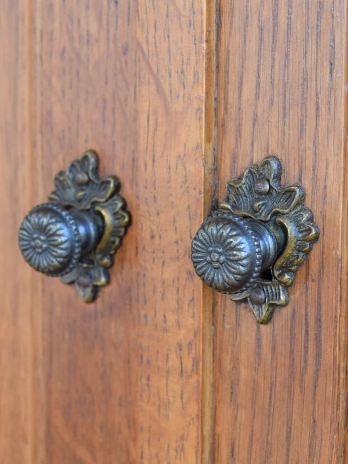 アンティーク家具の取っ手