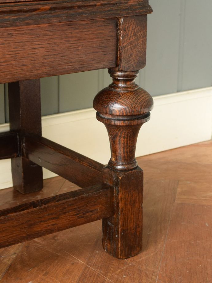 サイドバイサイドの脚