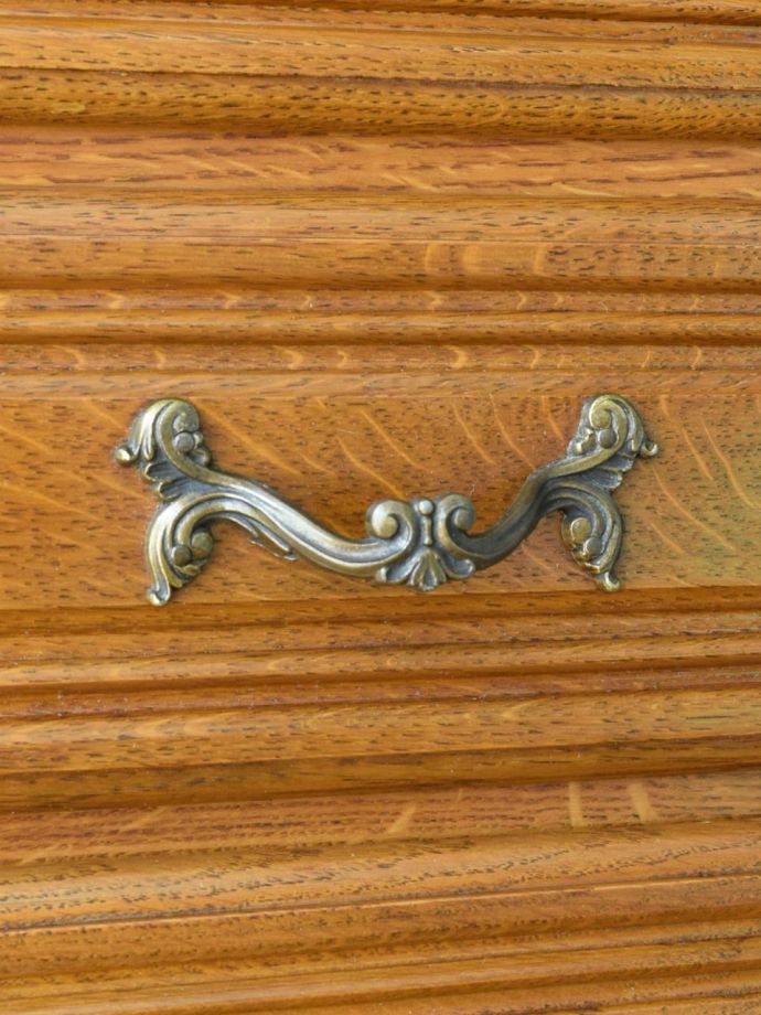 アンティークチェストの取っ手