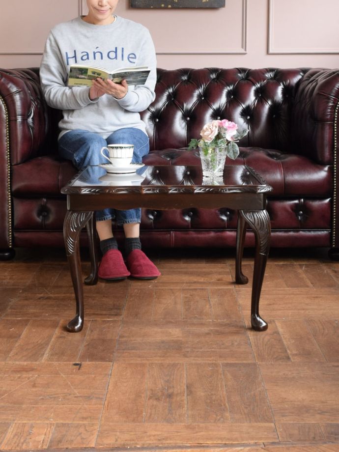 アンティークのコーヒーテーブル