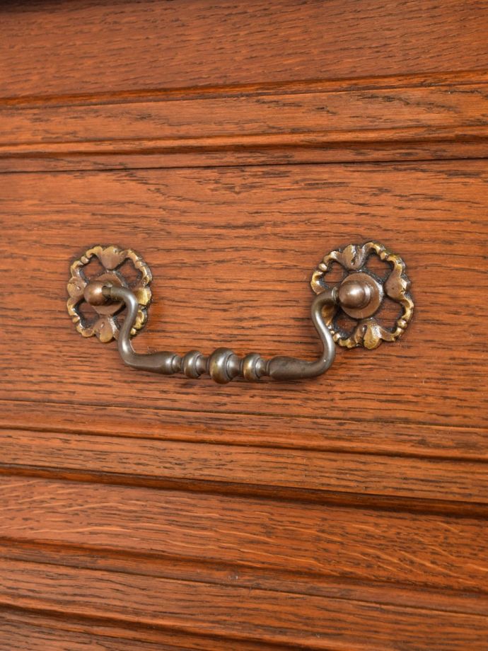 アンティークチェストの取っ手