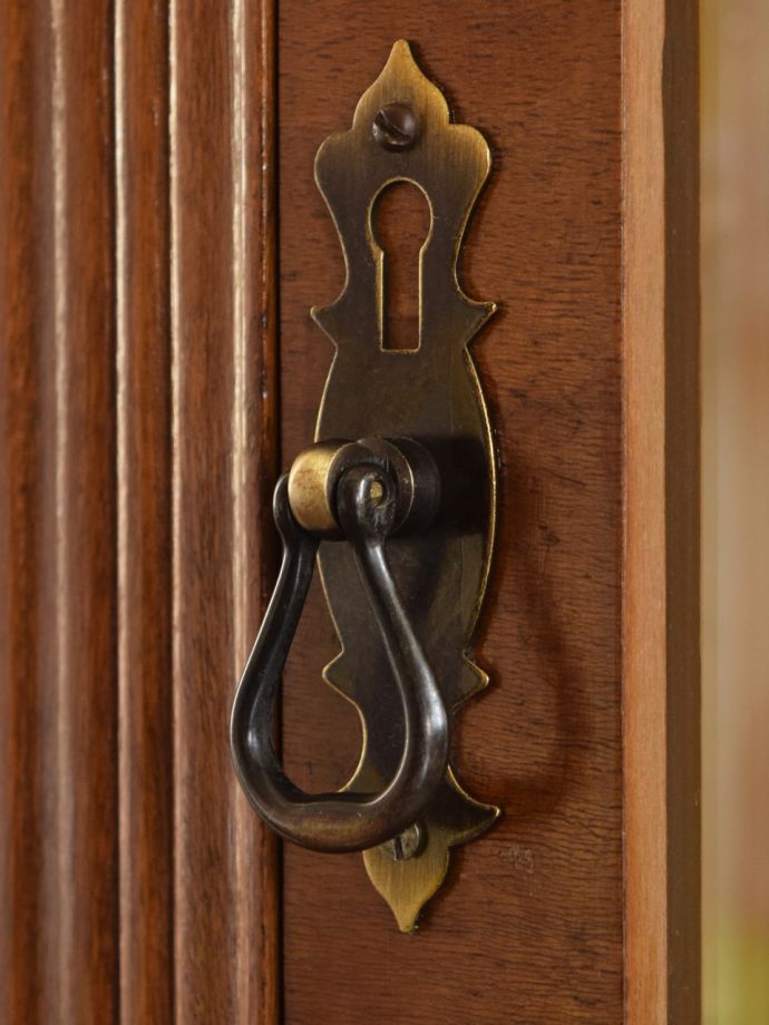 アンティーク家具の取っ手