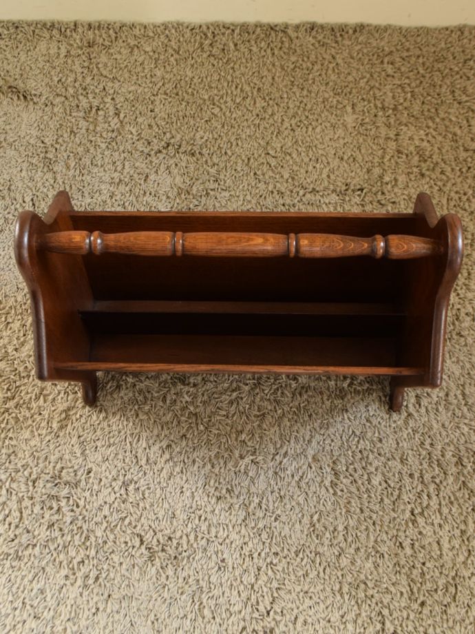 マガジンラックの中