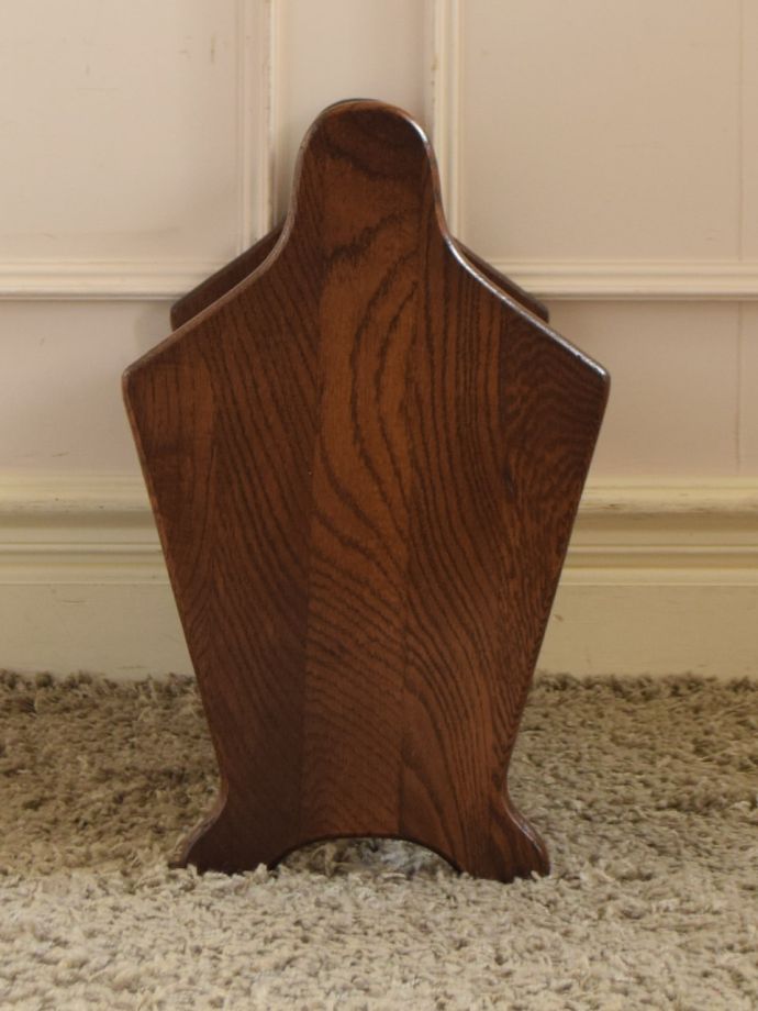 マガジンラックの側面