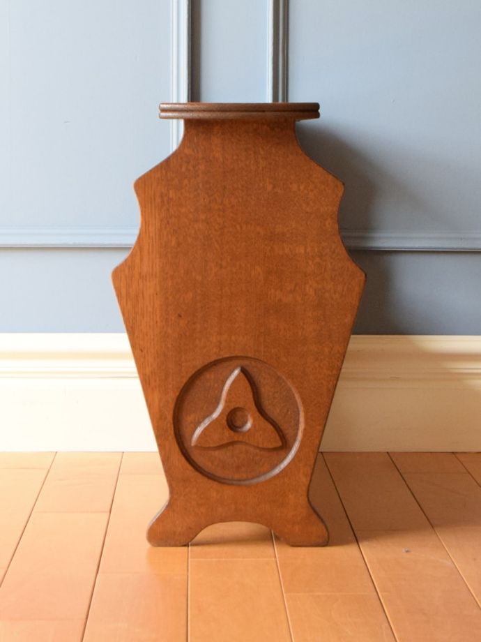 マガジンラックの側面