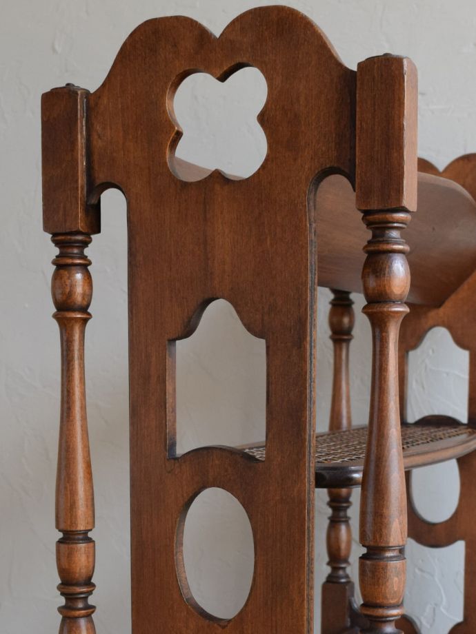 アンティーク家具の装飾