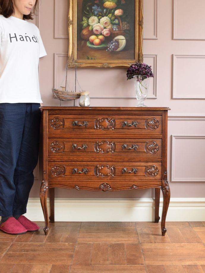 フランスのアンティークチェスト