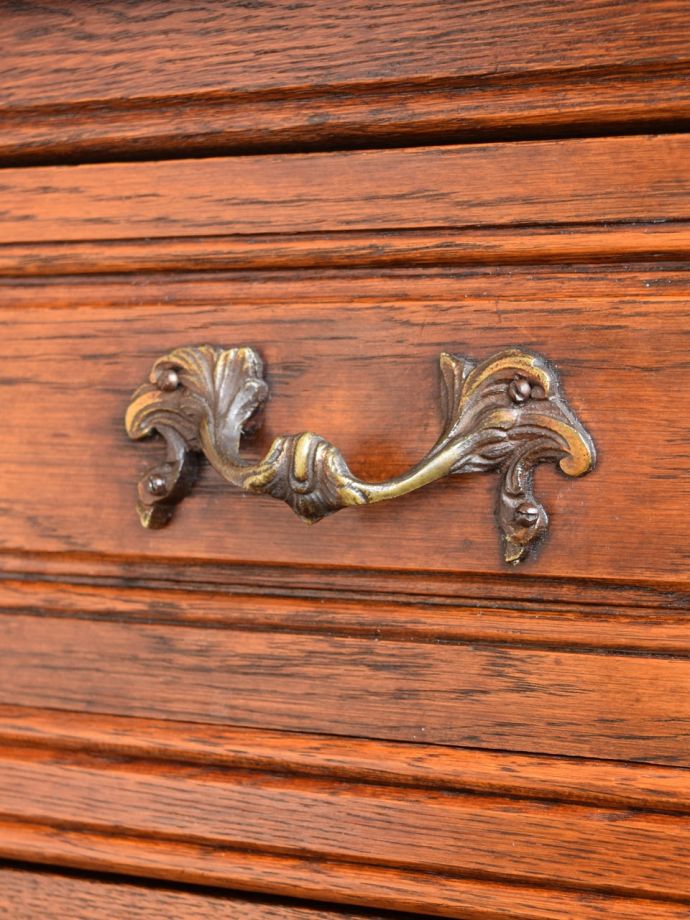 アンティークチェストの取っ手