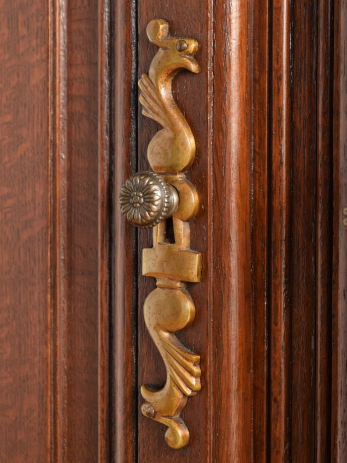 アンティーク家具の取っ手
