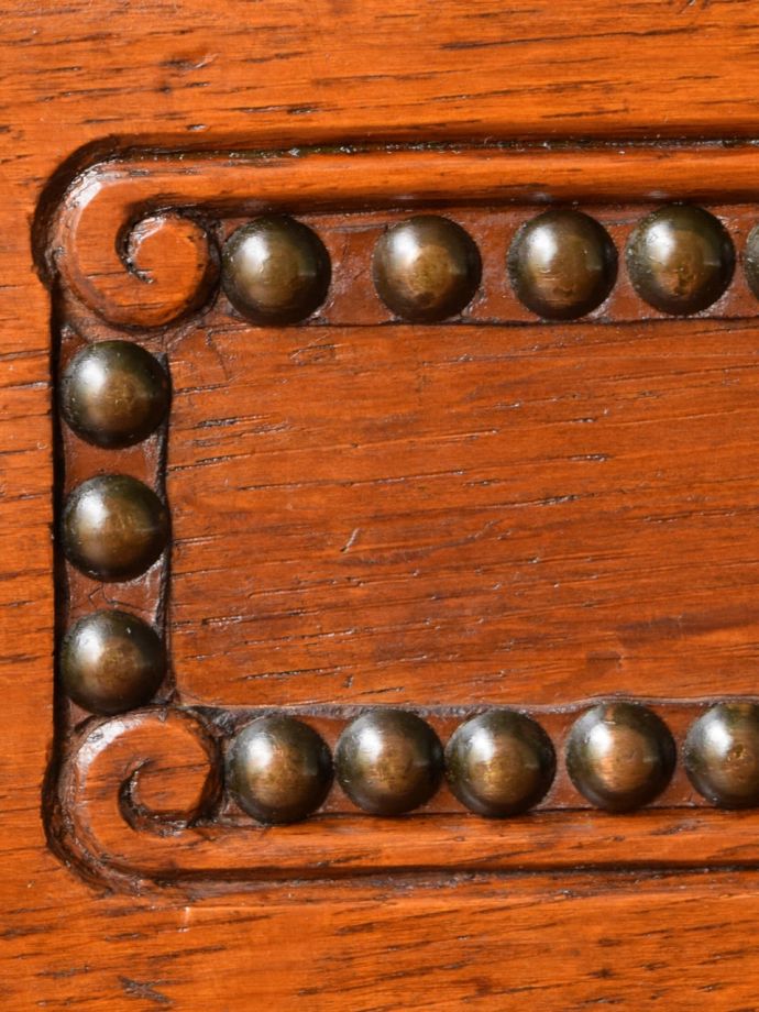 キャビネットの装飾