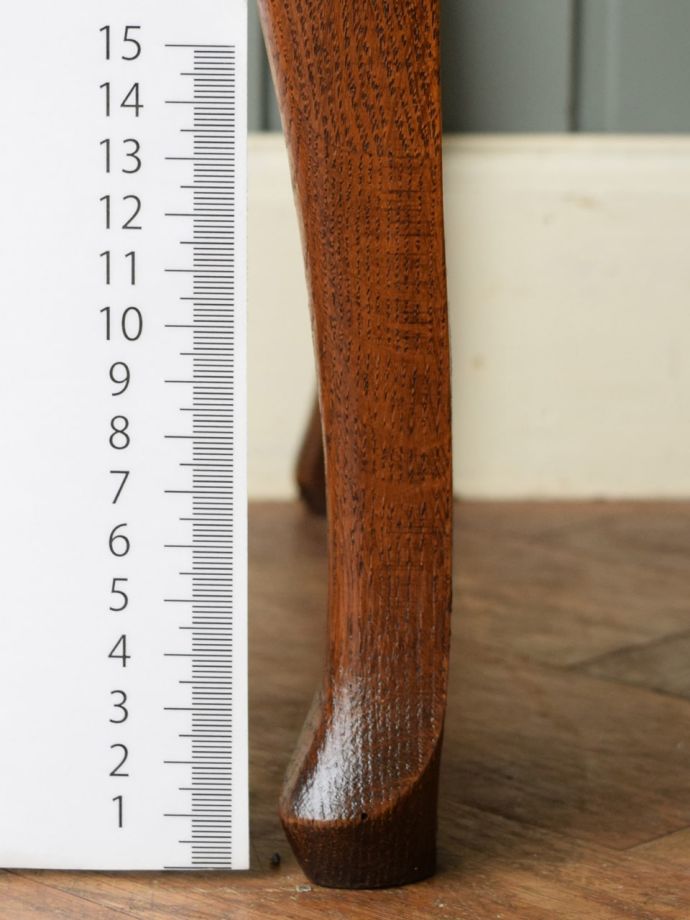 アンティーク家具の脚