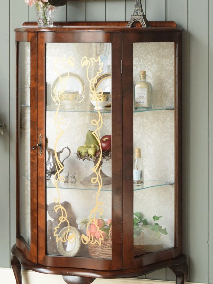 アンティークガラスの扉