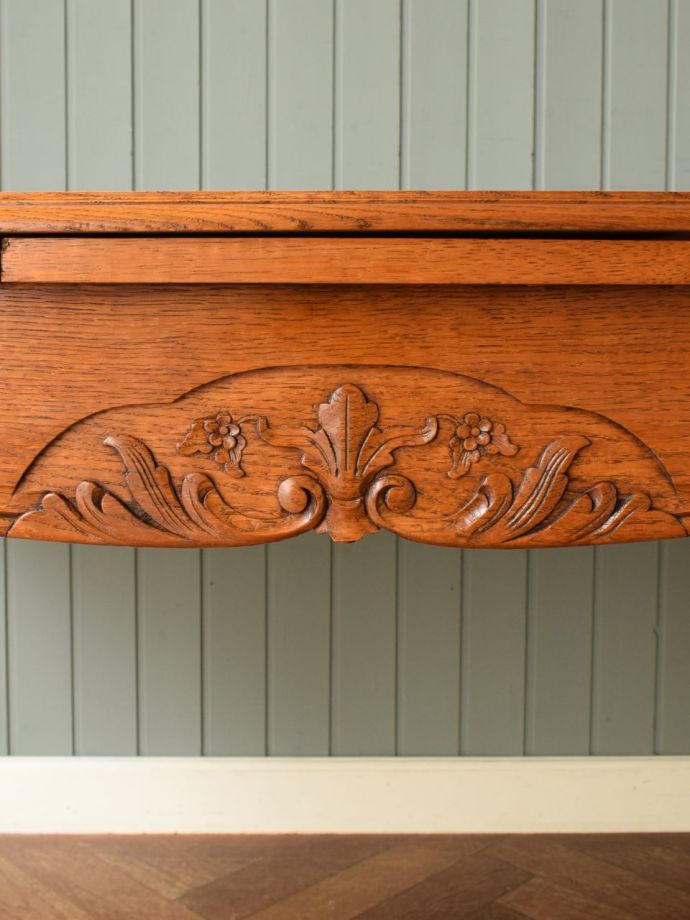 フランスらしい優美な装飾